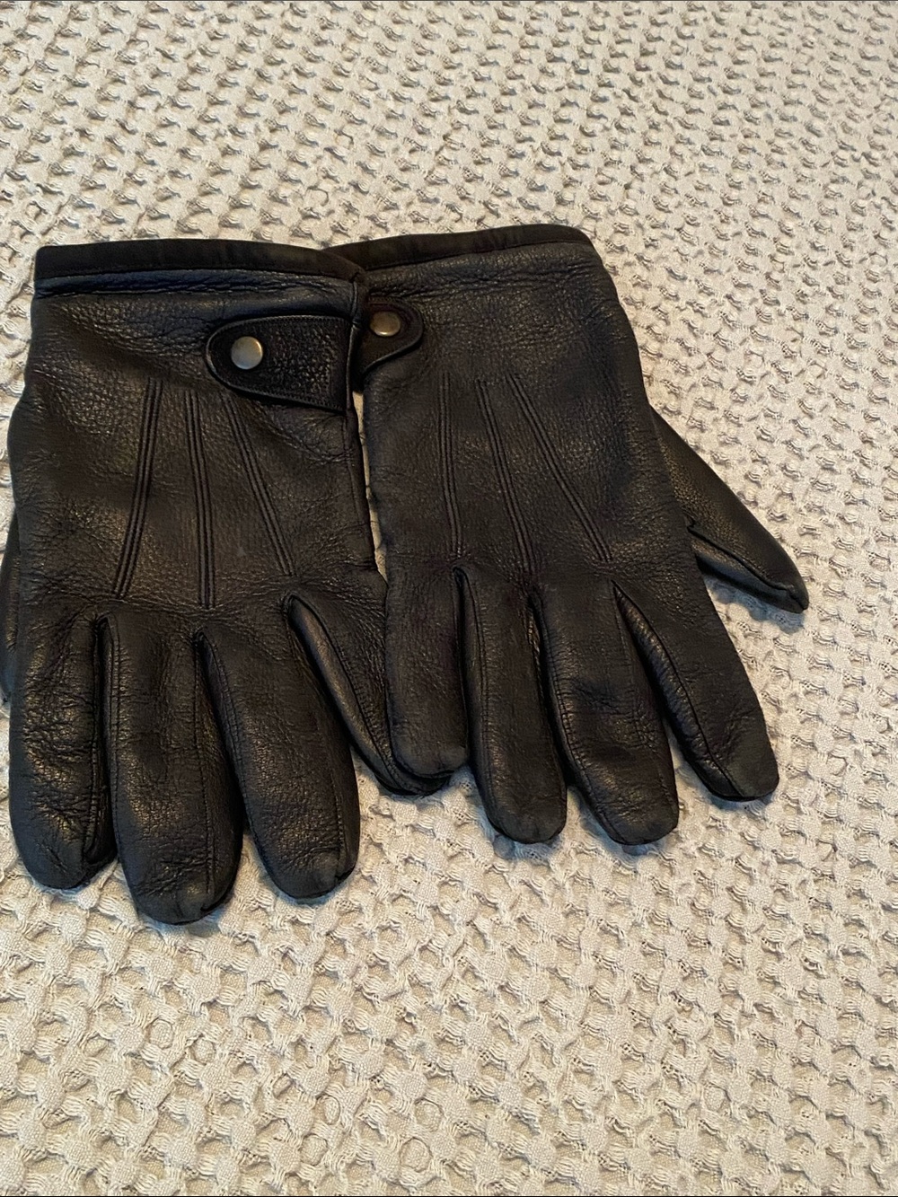 Harry Rosen  black gloves  men’s size M - Picture 2 of 12